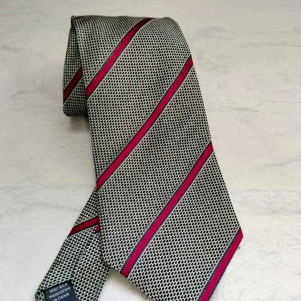 Lands' End Silk Hand Sewn Tie Necktie Red Blue Striped BLack Dots  57 x 3.75